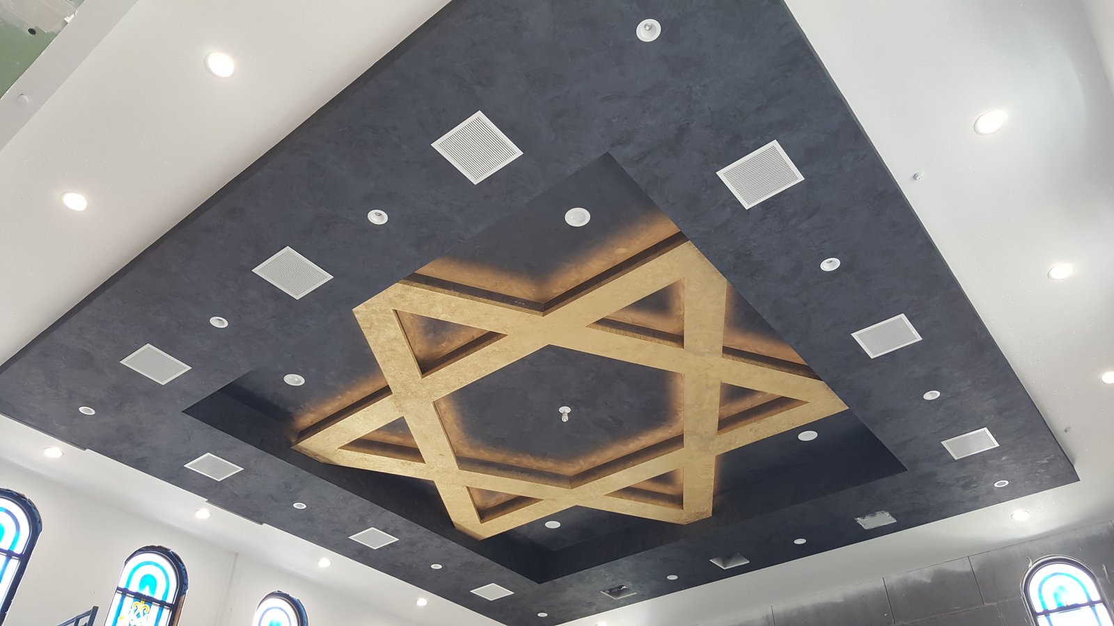 A ceiling of stars