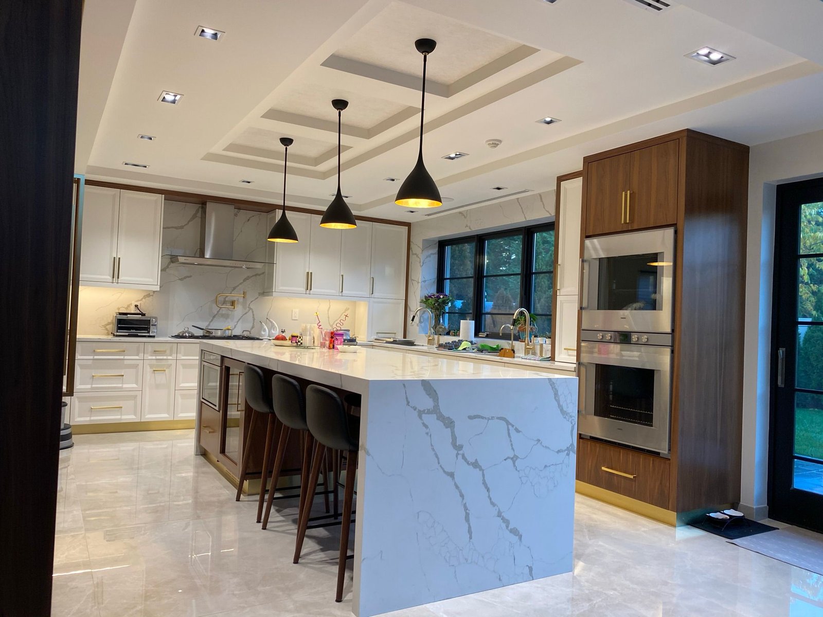 Custom kitchen by Adir