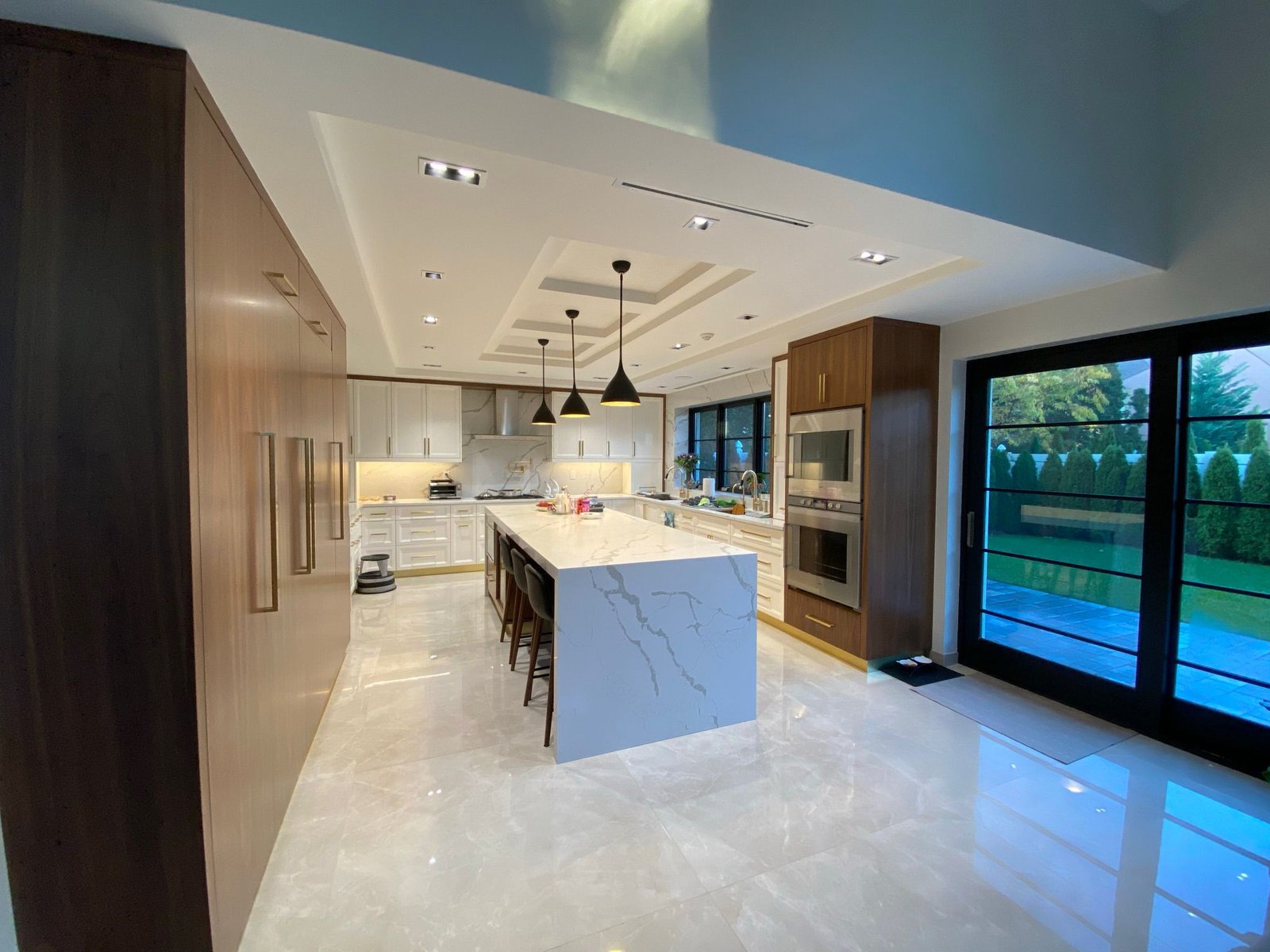 Custom kitchen by Adir